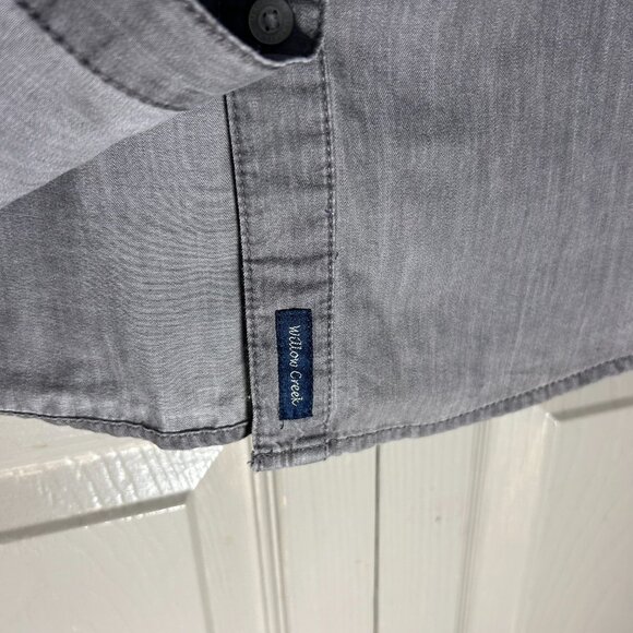 Magellan Outdoors Women’s Classic Fit Button-Up Shirt Gray Long Sleeve Roll-Tab - Picture 8 of 10